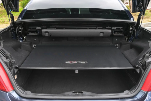 二手標緻 207CC:10萬塊不到讓你享受敞篷車的快樂 二手標緻 207CC:10萬塊不到讓你享受敞篷車的快樂