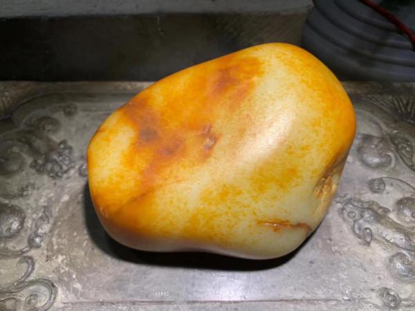 古代青玉和白玉數量很多，而今為什麼偏愛“羊脂白玉”呢？