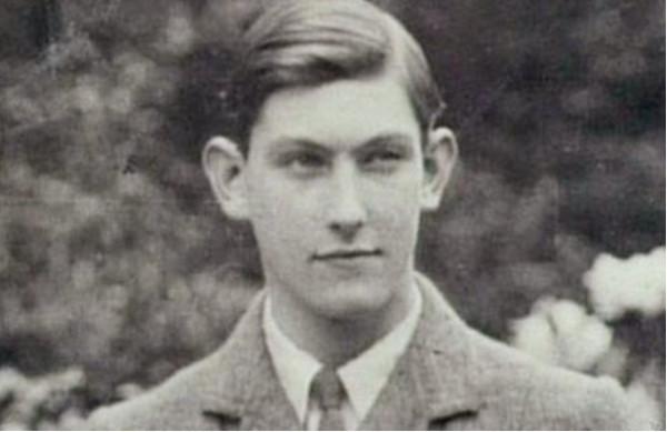 一對夫妻勇登珠穆拉瑪峰，妻子缺氧倒在歸程，她哀求道：別離開我