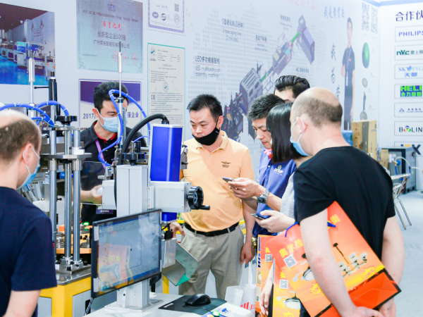 金秋10月,第27屆古鎮燈博會誠邀您來!現在預登記,立免100元門票費用! 金秋10月,第27屆古鎮燈博會誠邀您來!現在預登記,立免100元門票費用!