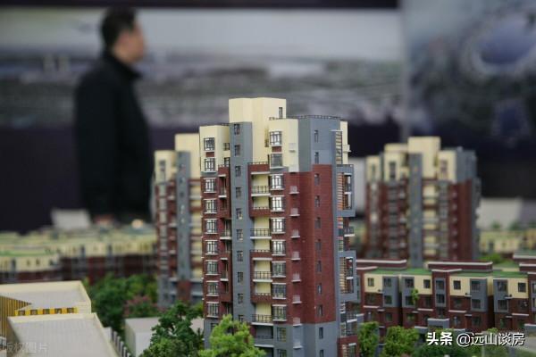 房價下跌買房更難，半拉子工程和爛尾樓增多，或許被延期交房