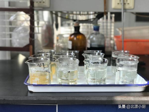 亞硝酸鹽毒性有多大？隔夜水、隔夜茶、隔夜菜到底哪個不能吃？