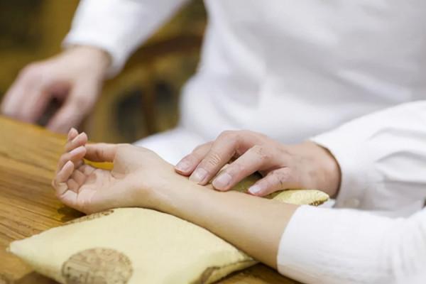 如何從脾胃論治類風溼? 如何從脾胃論治類風溼?