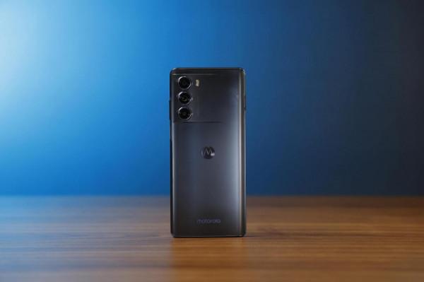 首發價1799！moto edge S30體驗，首款888 Plus+LCD屏手機靠得住嗎？