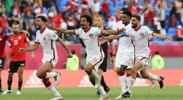 奈及利亞先天不足，開局相對保守