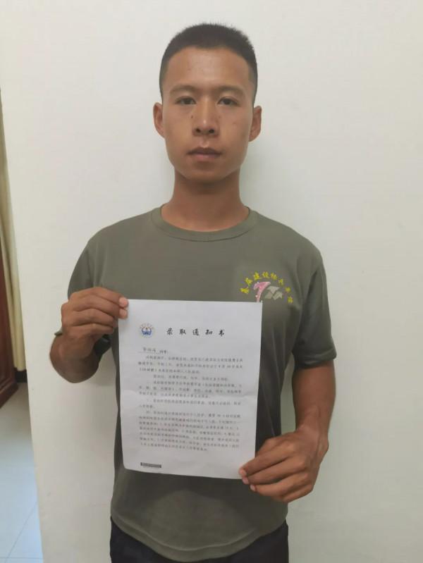 “助力成才”工程,幫我實現軍校夢! “助力成才”工程,幫我實現軍校夢!