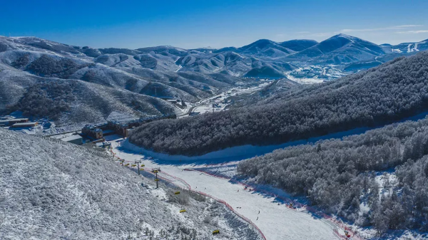 倒計時100天！冬奧前最後一個雪季 滑雪場如何“借冬風”？