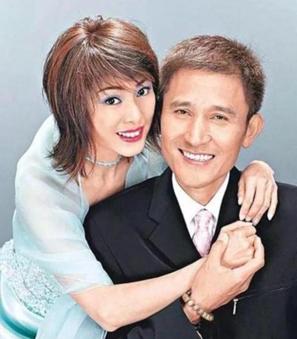 明明是親兄弟姐妹，卻一個爆紅一個落魄，都怪顏值、性格差距大？