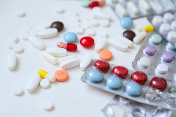 長期口服降壓藥會這樣？提醒：吃降壓藥不能太隨意