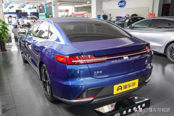 新車｜全新車色+5G網路，配DiLink 4.0，比亞迪漢EV新車到店