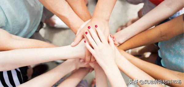 線條流暢、觸控光滑、開關順暢的建營門窗五金