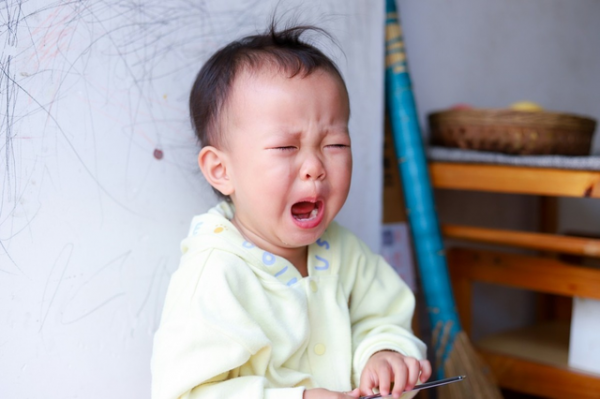 孩子2歲哭鬧脾氣大，爸媽焦慮沒辦法？三招幫你解&OpenCurlyDoubleQuote;困&rdquo;