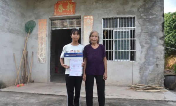 一個人很難熬的時候,要靠自己撐過去 一個人很難熬的時候,要靠自己撐過去