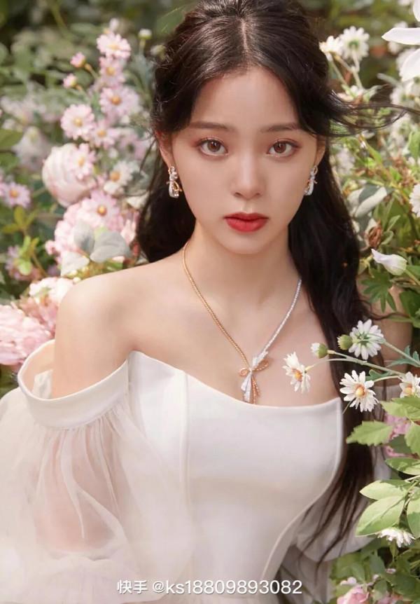 女星集圖：娜娜