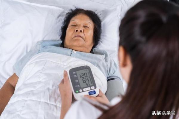 六個兒女讓老母親餓死在出租屋裡 六個兒女讓老母親餓死在出租屋裡