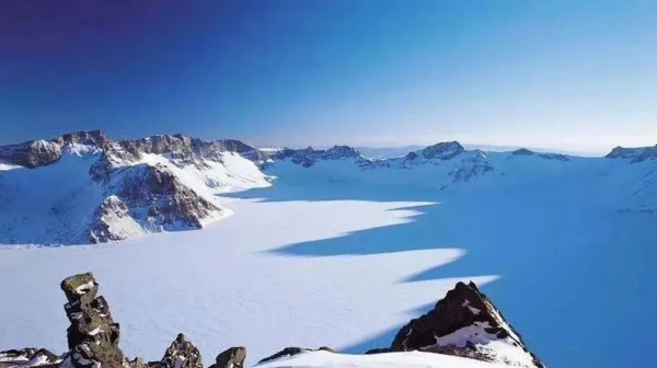 元旦不知道去哪裡玩，來青海看雪吧