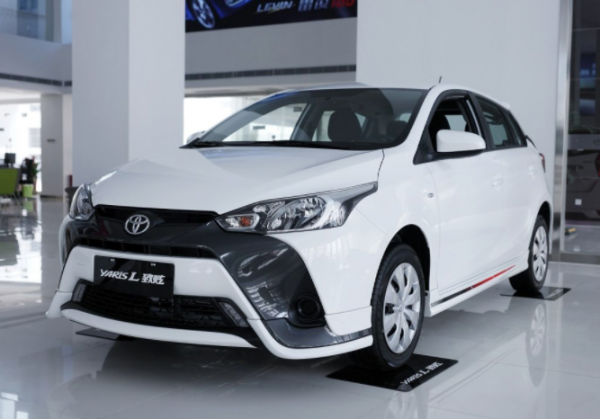 四大轎車“年度銷冠”鎖定：凱美瑞或取代雅閣，寶馬5系稱王！