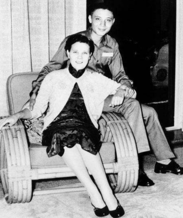 為嫁三婚男和父親鬧翻的蔣經國獨女——蔣孝章 為嫁三婚男和父親鬧翻的蔣經國獨女——蔣孝章