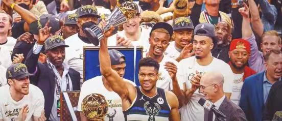 東部黑馬公牛打破西部爵士的不敗金身,歷史的神話或將改寫 東部黑馬公牛打破西部爵士的不敗金身,歷史的神話或將改寫