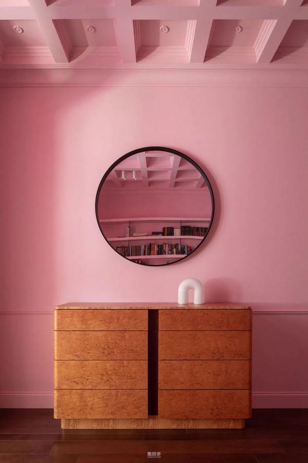 一對年輕夫婦任由室內工作室大膽創新的家 一對年輕夫婦任由室內工作室大膽創新的家