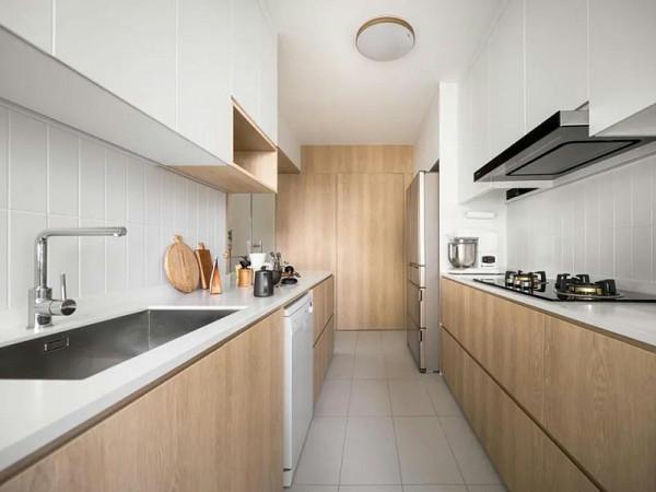 簡淨中架構起生活日常，實用滿滿的簡約風鋪裝案例