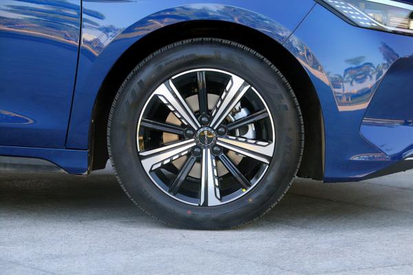 比亞迪驅逐艦05內飾解析 全方位年輕化