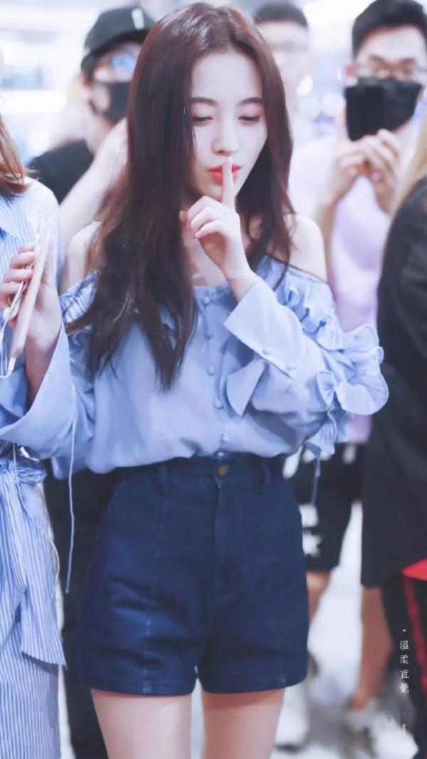 小個子怎麼穿搭?鞠婧禕教你穿出不一樣的freestyle 小個子怎麼穿搭?鞠婧禕教你穿出不一樣的freestyle