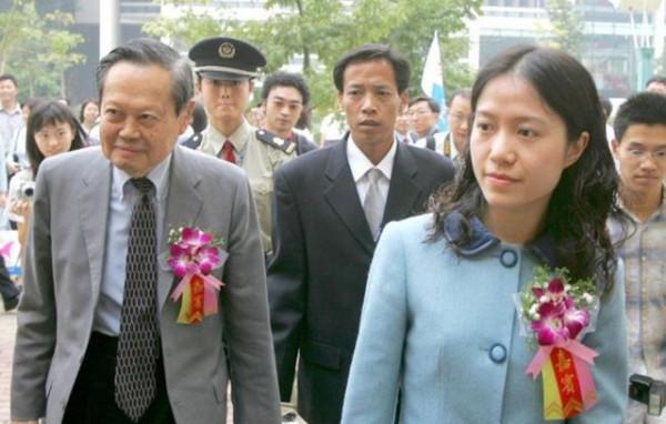 楊振寧大兒子：翁帆是個善良的女孩