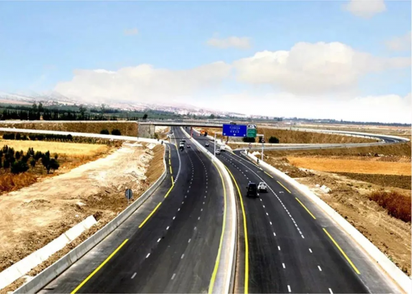 兵團的“西部建設雄師” 兵團的“西部建設雄師”