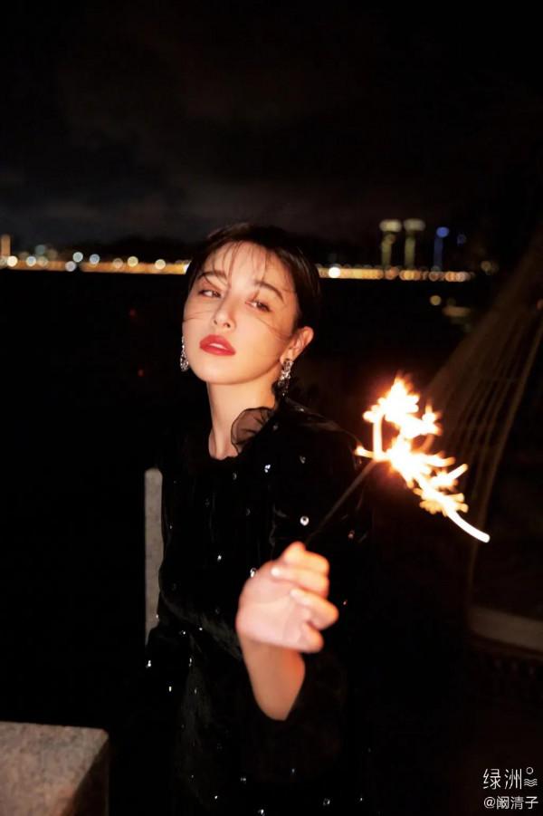 闞清子，清冷孤傲不食煙火！形容她只需要兩個字：高貴
