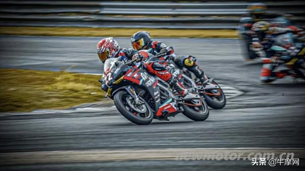 萌新女車手的比賽初體驗 阿普利亞GPR250R統一賽