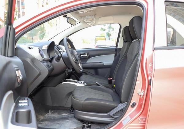 2.98萬系列之長安奔奔E-star，燃油車底子比新造純電有這幾個優勢