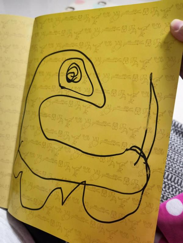 小孩的繪畫“作品”