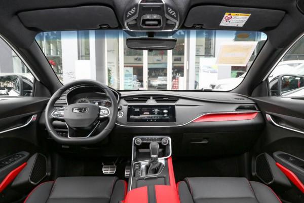 推薦3款溜背轎跑，國產、合資都有，配渦輪動力，10來萬可入手