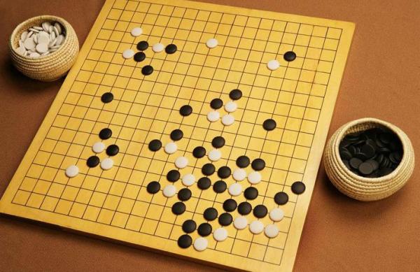 美國盯上中國，啟動第六次戰略轉移，中國能否打敗美國的不敗神話