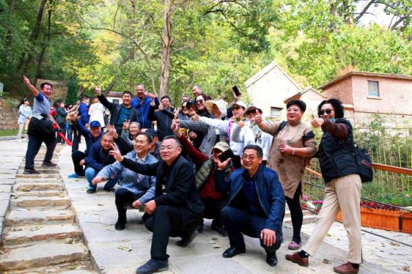 紅葉柿巖的成名金鑰