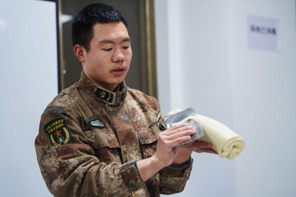 軍營&OpenCurlyDoubleQuote;廚神&rdquo;初長成&OpenCurlyDoubleQuote;舌尖上的戰鬥&rdquo;打響了