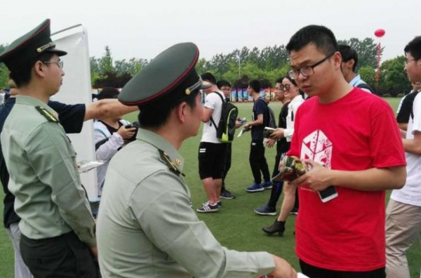 2022大學生參軍入伍,什麼時候去比較好?想參軍的大學生要知道 2022大學生參軍入伍,什麼時候去比較好?想參軍的大學生要知道