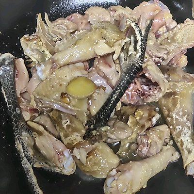 記住這幾個小技巧!新手也能做只需要加鹽的土雞湯 記住這幾個小技巧!新手也能做只需要加鹽的土雞湯