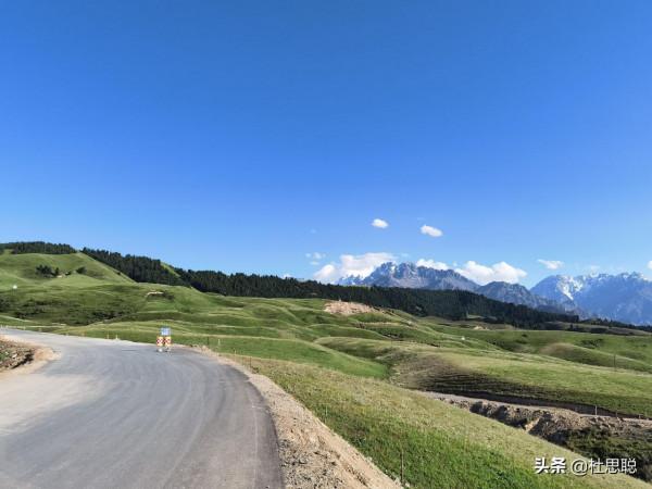漢EV自駕新疆，在冰溝和計程車駐車做飯，越聊他們越想換電動車