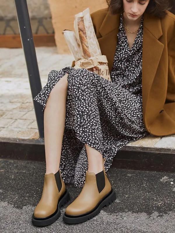 馬丁靴失寵了？這雙靴子才是粗腿女孩的秋冬救星