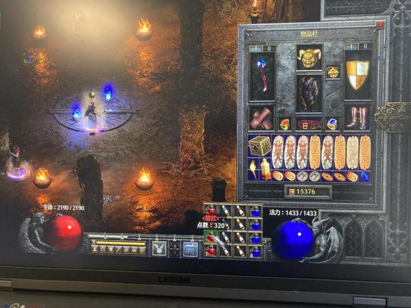 暗黑2 冰電塔拉夏，加了8電板