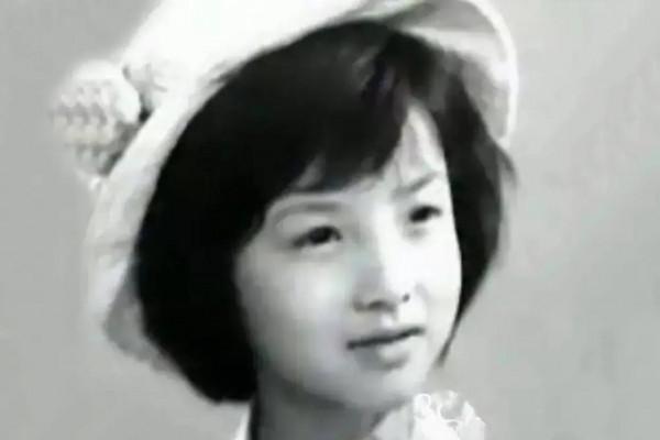 還記得《大宅門》抱狗丫頭“香秀”嗎?她48歲長這樣 還記得《大宅門》抱狗丫頭“香秀”嗎?她48歲長這樣