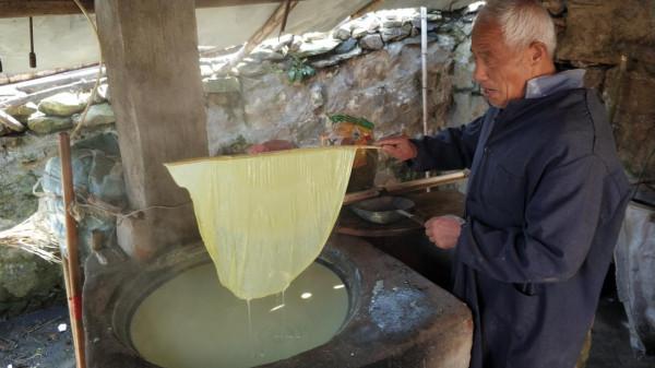 做一次豆腐能同時做出這6種食品，你吃過其中的幾種？