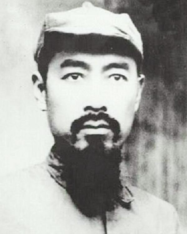 哨兵攔住毛主席,報告上級:一姓毛的在門外,這個哨兵後來如何? 哨兵攔住毛主席,報告上級:一姓毛的在門外,這個哨兵後來如何?