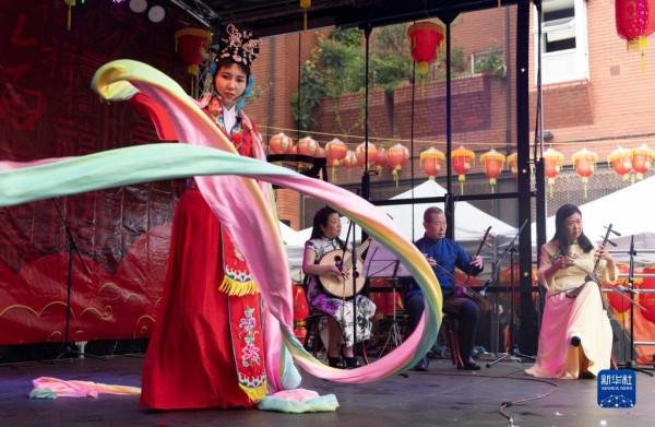 倫敦：中國城舉行中秋節慶祝活動