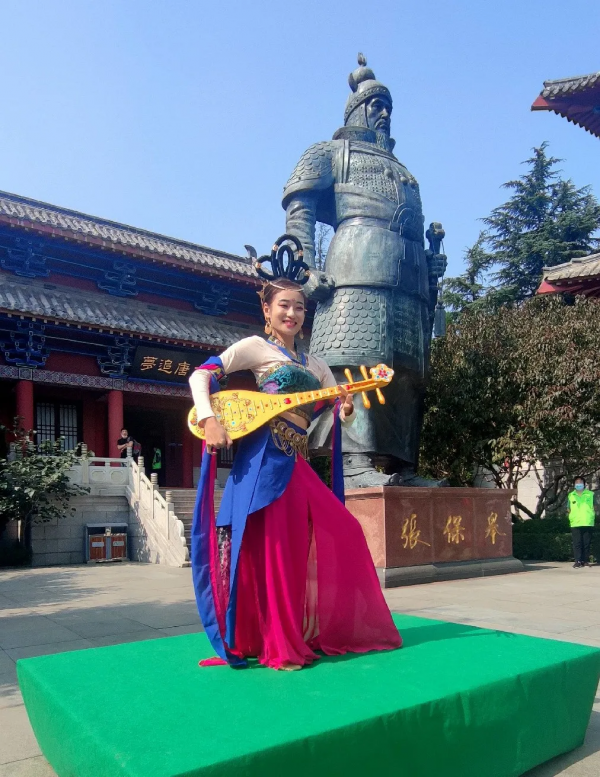 本年最後一個小長假！石島赤山首屆山會熱鬧非凡！