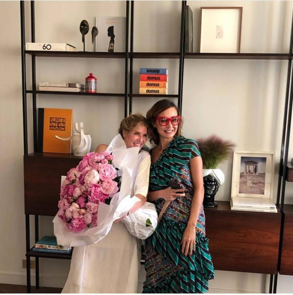 一位優雅女士的巴黎住所，木頭和大理石，舒服又貌美，太理想了