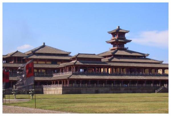 陳凱歌花12億建造秦王宮，結果票房慘淡，如今靠遊客門票年入10億