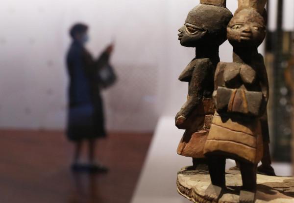 法國將向貝南歸還26件文物